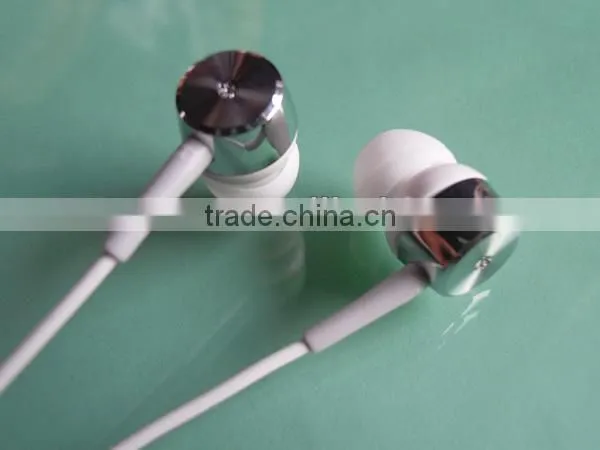 new design comfortable Teenager colorful oem wholesale metallic headphones
