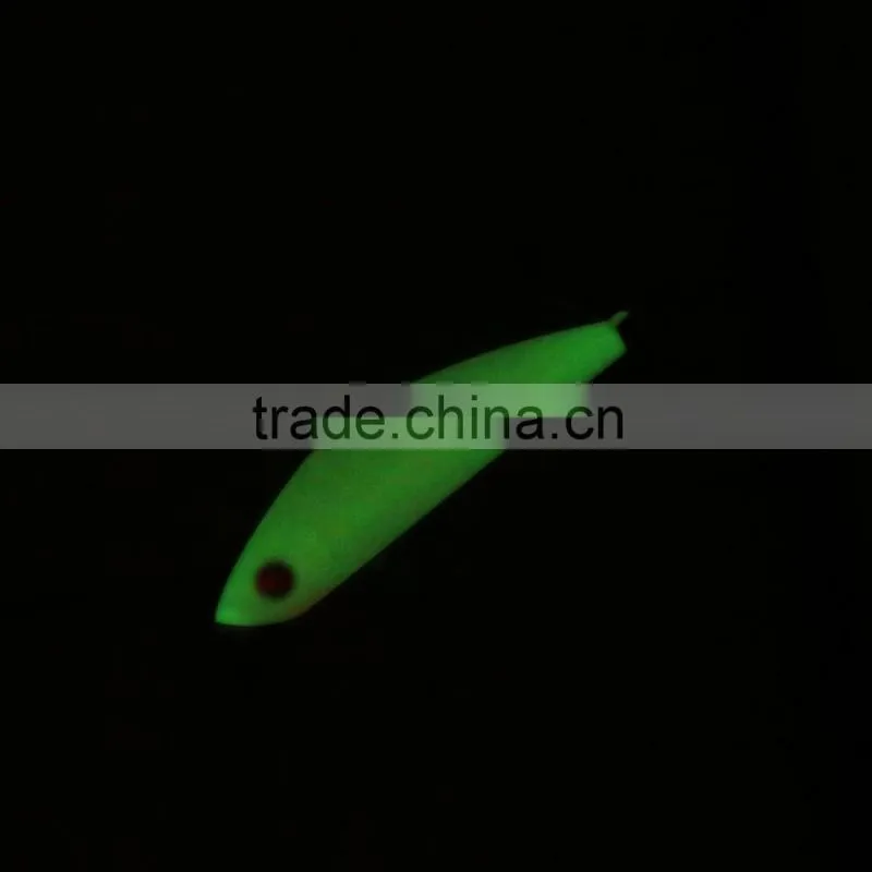 5pcs 8g / 7cm Luminous Minnow Fishing Hard Lures Crankbait Treble Hooks Set with Box