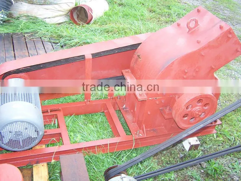 Diesel engine mobile hammer crusher