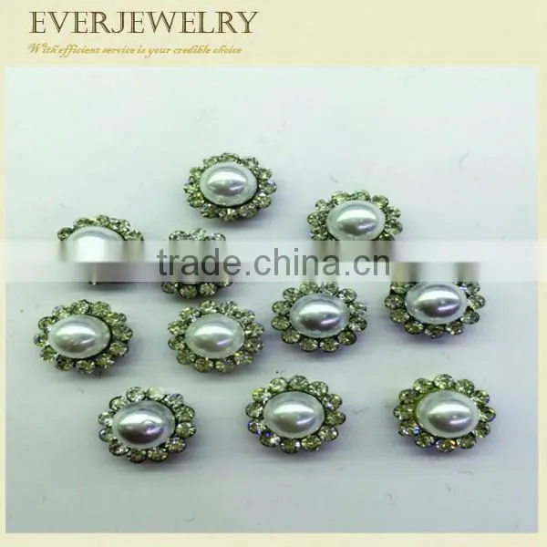 Shimmering flower crystal colorful glass sewing stone