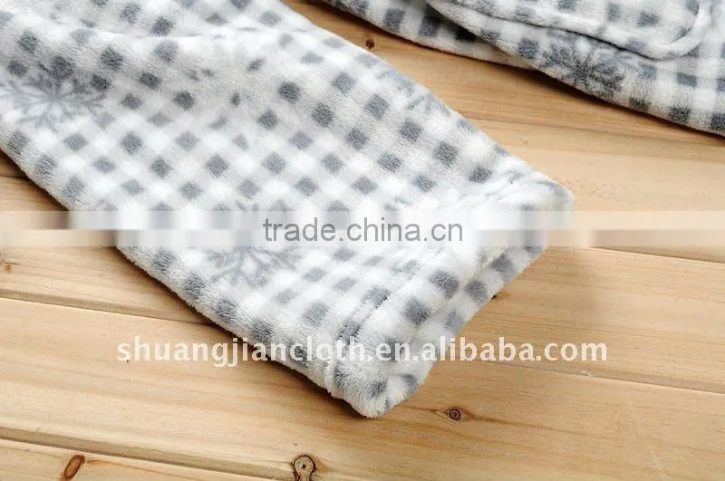 100%polyester coral fleece bathrobe