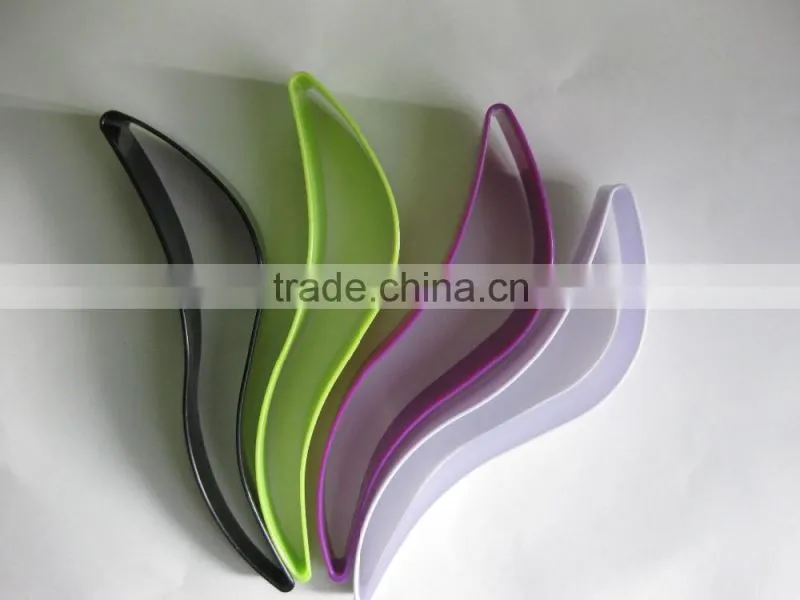 Hot sale 2 in 1 colorful recyclable plastic cake server/cake cutter/cake slicer with high quality