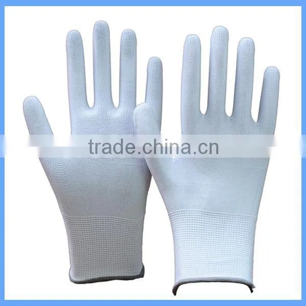 13 Gauge Seamless White Knitted Person Winter Nylon Glove