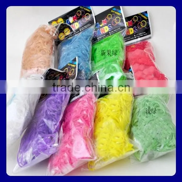Wholease dropship wholesale loom band colorful silicone loom bands diy loom band kit candy toy