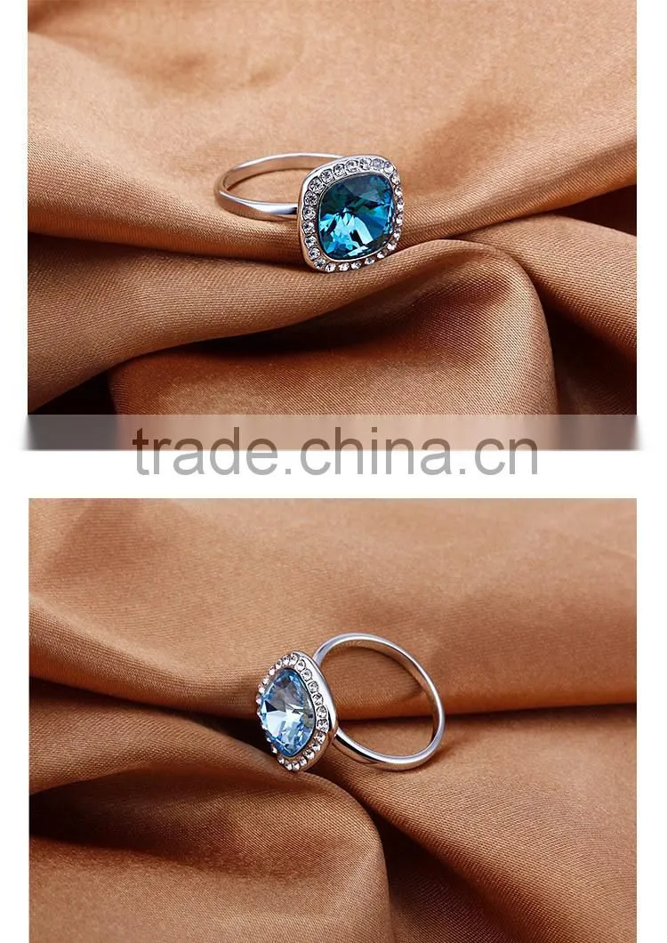 OUXI 2015 fashion statement rings made with Crystal jewerly 40102