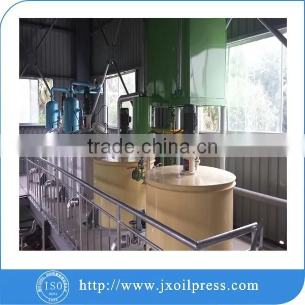 In refining line centrifugal extracting machine
