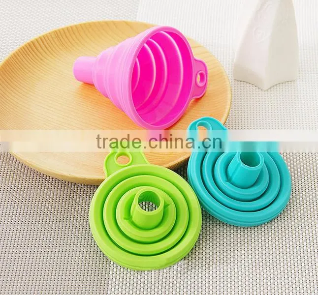hot selling Colorful Silicone Foldable Funnel rubber foldable funnel