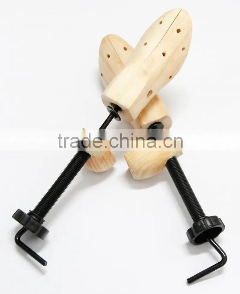 Pine wood adjustable enlarge type shoe stretcher