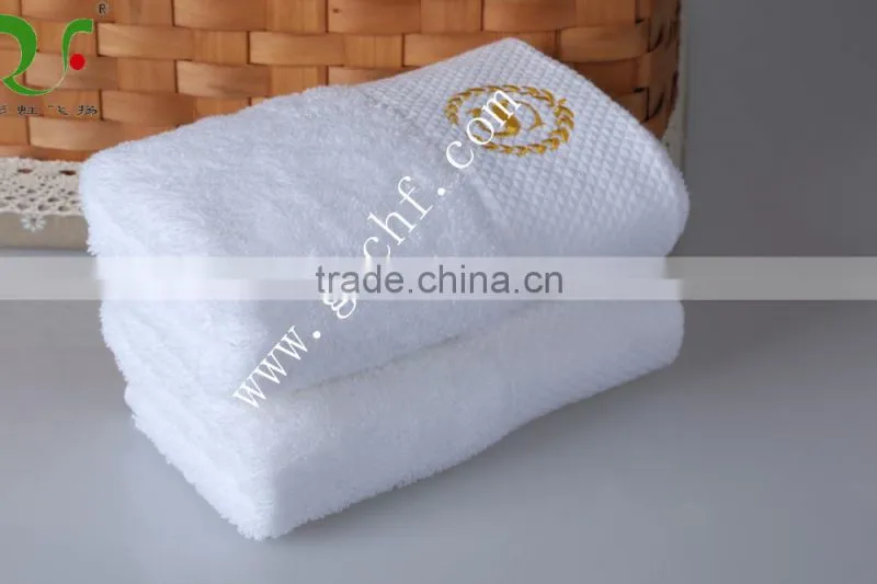 100% cotton plushy soft hand towels