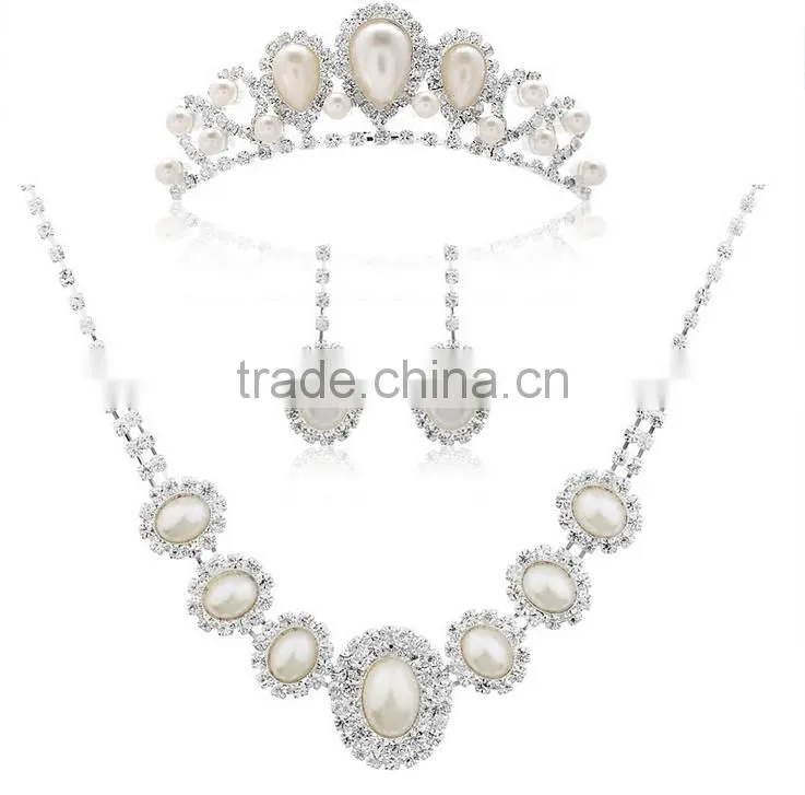 Fashion Elegant Bridal Wedding Pearl Rhinestones Jewelry Set Accessories Crown, Earring & Necklace set