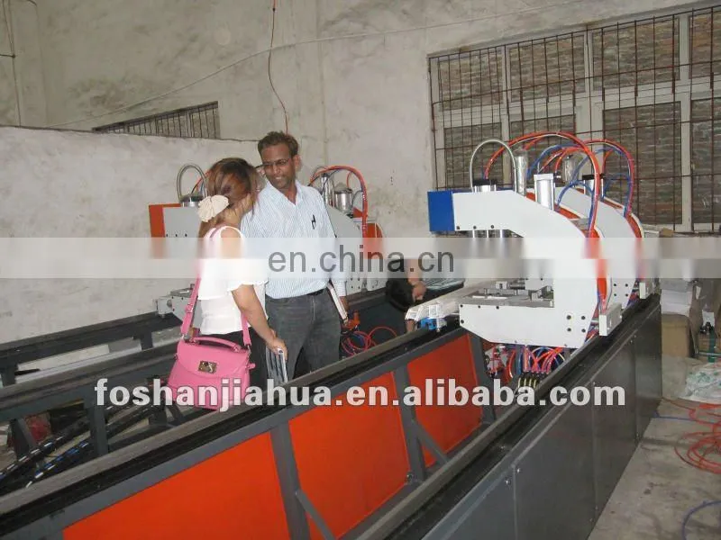 Two Head Sawing Of Aluminum Doors And Windows