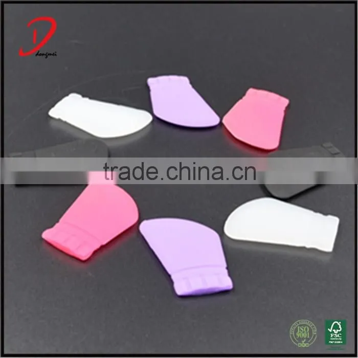 Wholesale Moon shape Silicone Mask Brush,Silicone Makeup brush tools