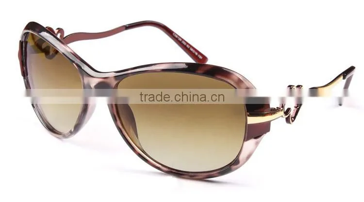 CASATO Fashion Oversized UV Sunglasses Polarized Women Wholesale