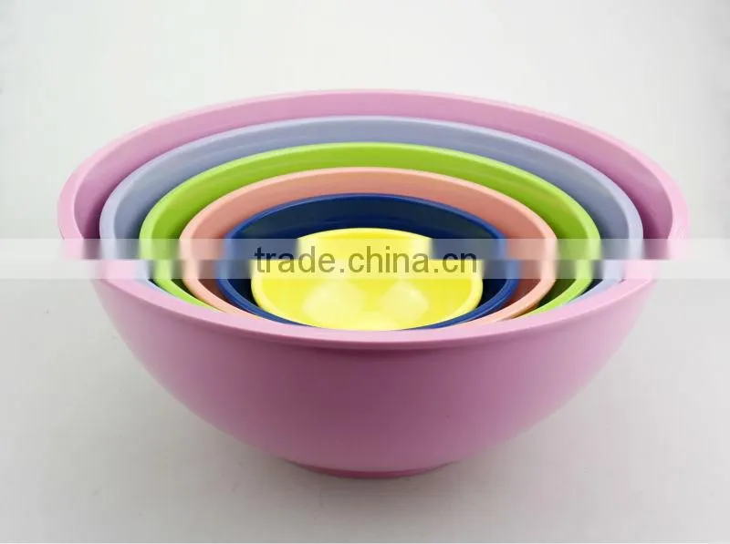 Large plastic salad bowl with lids, melamine salad bowl set