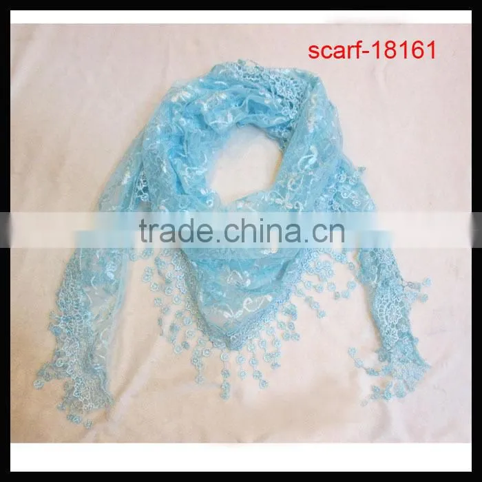 Trend Elegant Triangle Scarf with Lace Trim Edge