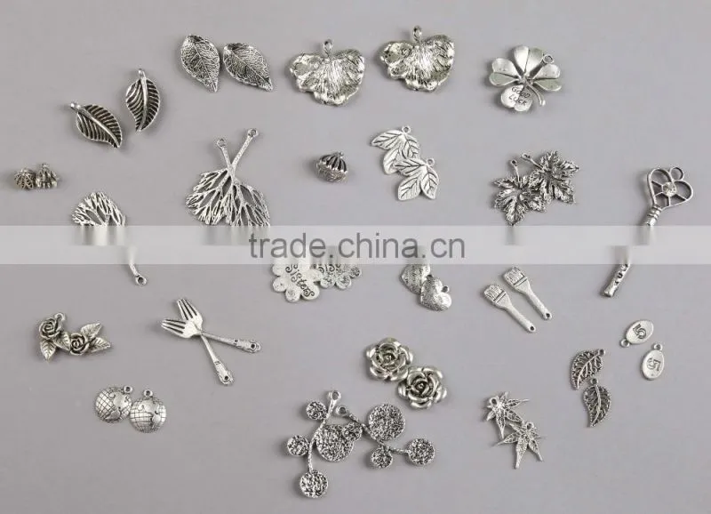 Factory Price Antique Bronze Brass Plated Metal Charm Pendants For Necklace/Garment/Wine