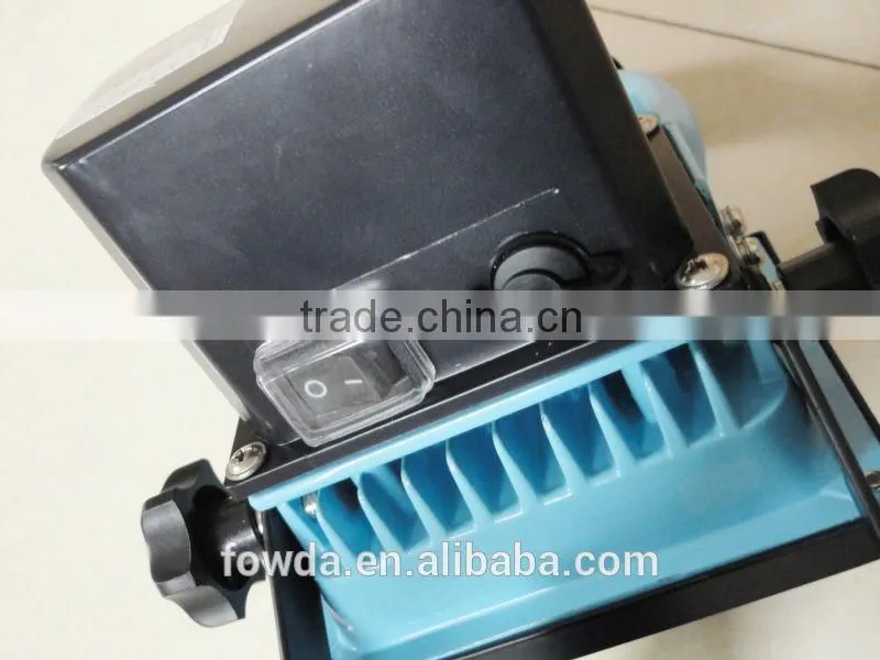 RECHARAGEABLE PORTABLE LED FLOOD LIGHT 5W 10W 20W 30W