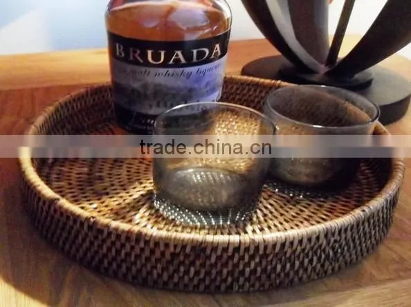 Colored rattan plate holders Wholesale