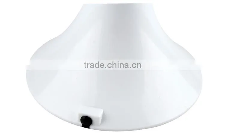 New design decorative battery operated color changing modern table lamp