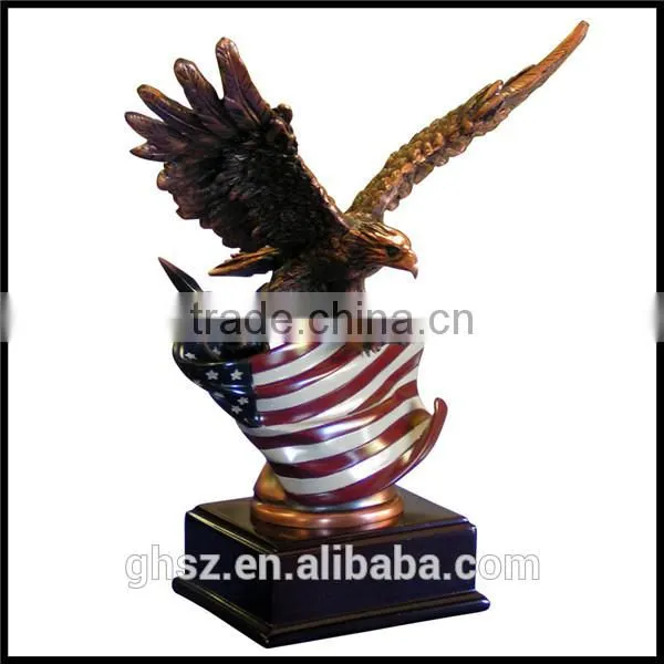 Garden decoration life size fiberglass vulture bird statue