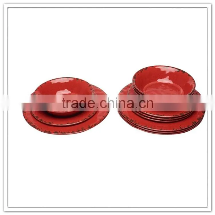 Round plastic disposable candy white divided dinner plates for hotel