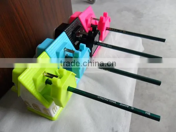 House Shaped Stylish Hand Crank Pencil Sharpener