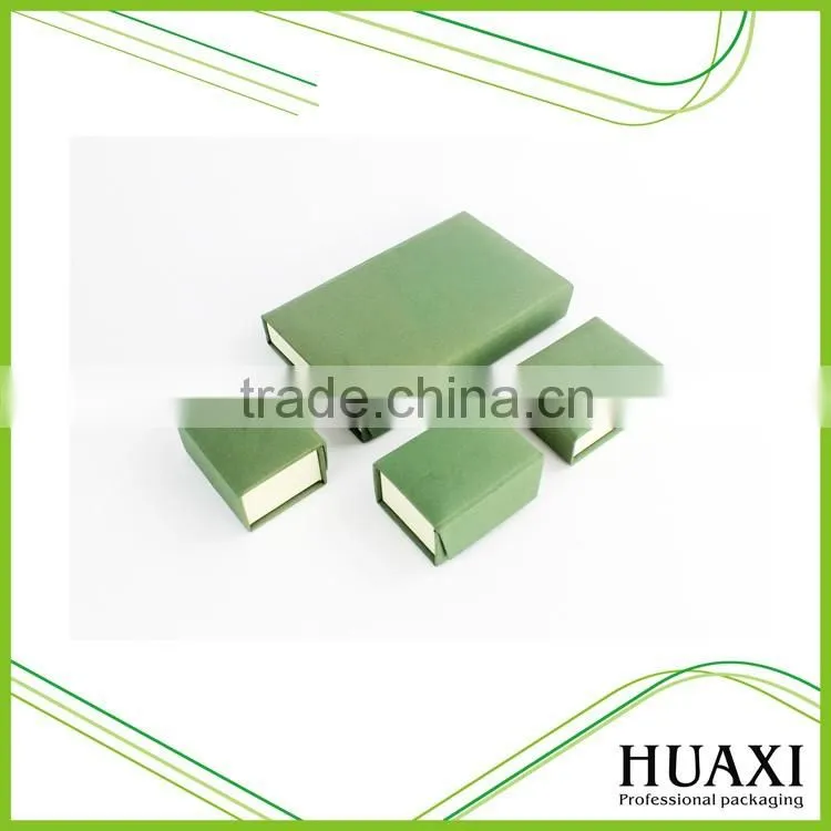 Luxury high end jewelry packaging plastic boxes custom made plastic jewelry boxes