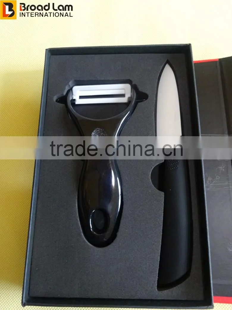 Universal Set of 2 Ceramic Small Fruit Knife 3 inch with Peeler in Window Box