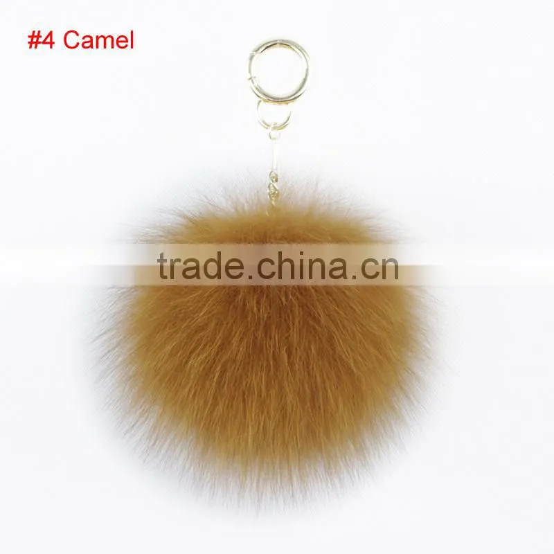 Fashion design factory wholesale fox fur pompoms keychain lovely keychain with fur pompoms KZ151001