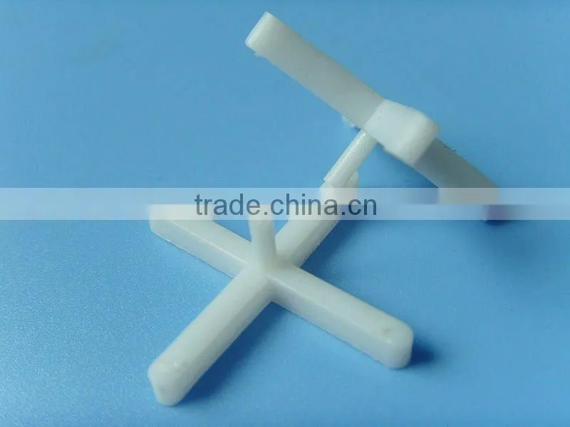 white hollow spacer