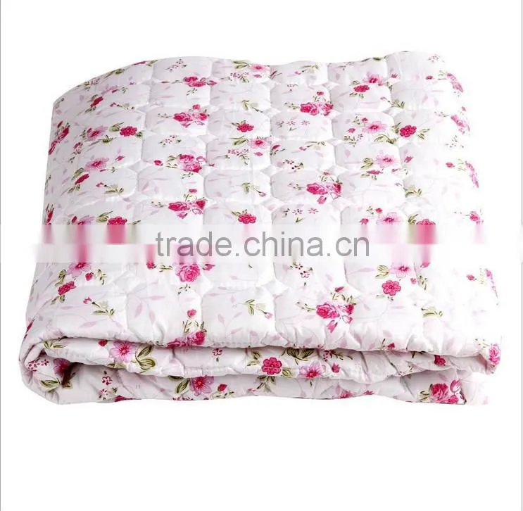 2015 Custom printed new designs 100% plain indian silk bed sheets quilted bedspreads for middle east