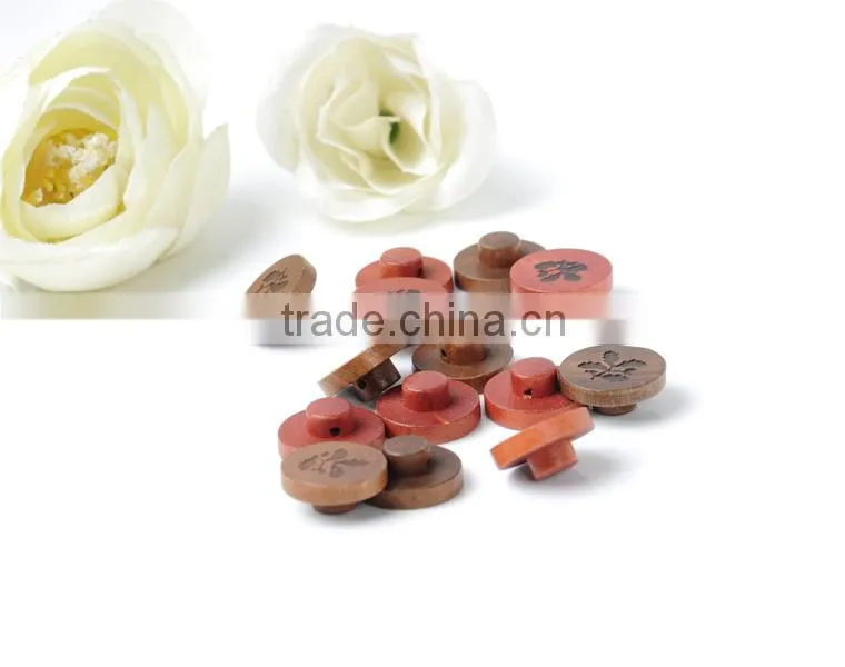 Floral Engraved Wooden Buttons Flower Shank Buttons