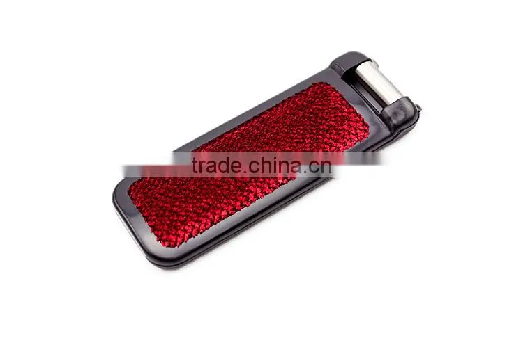 travel size lint remover