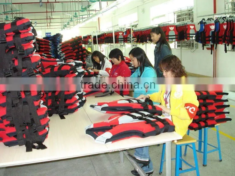 (Hot Selling)Adult Neoprene Red and Black Colour Life Jacket with YKK zipper and Buckle