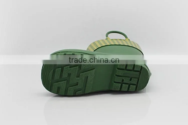 Famouse Brand Useful 100% Natural Rubber cheap beautifuls rain boots