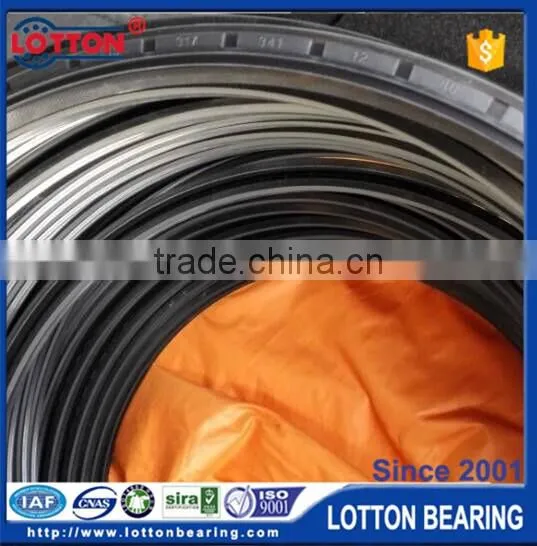 China LOTTON cheap price high quality bearings oil seal TC NBR