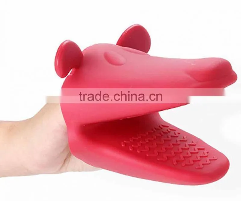 Fashionable Heat Resistant Silicone Cooking Gloves