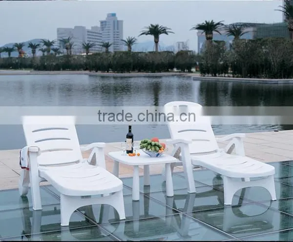 PP plastic folding plastic lounge beach chair