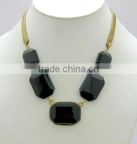 Fashion necklace