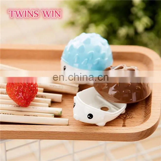 yiwu latest new stationery products for school office popular use funny hedgehog shaped manual pencil sharpeners