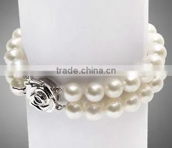Metal clasp jewelry finding for bracelet