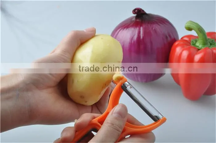 2015 Best Selling Supplier Julienne Peeler With Rubber Handle