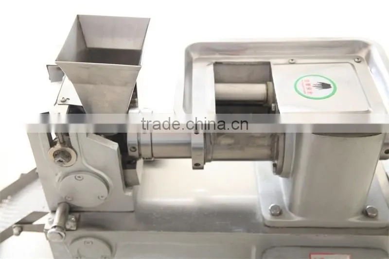 High efficiencyt automatic encrusting and forming machine
