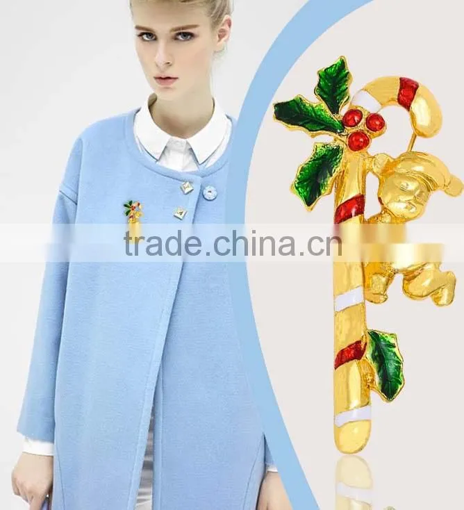 Gold Plated X'mas Little Boy Hugging Candy Cane Brooch