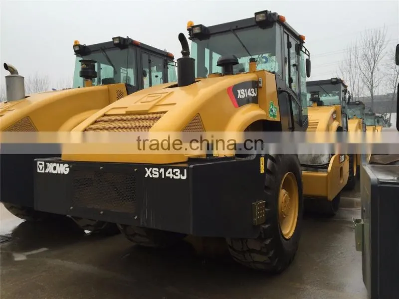 XCMG vibratory compactor road roller for sale XS143J