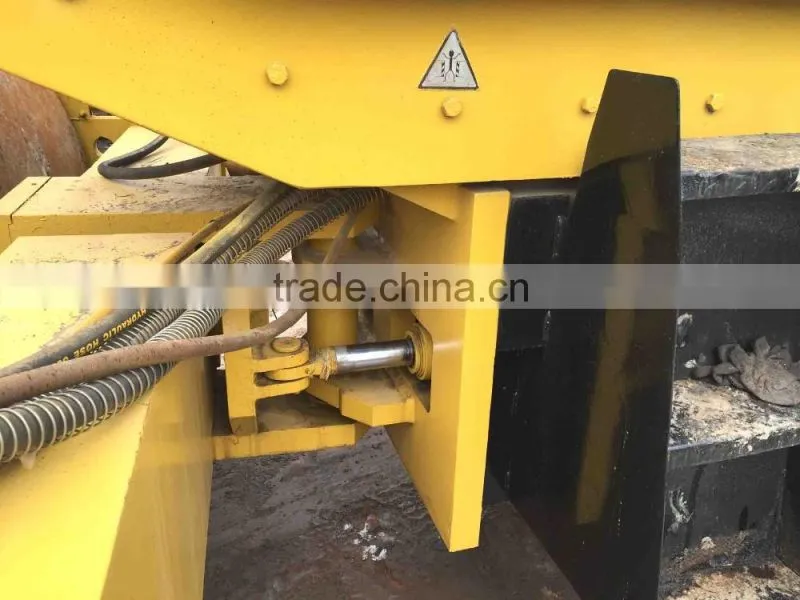 Bomag compactor BW225D-3, also BW213D, BW217D, CA25, CA30 soil compactor