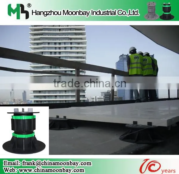 self leveling pedestal system