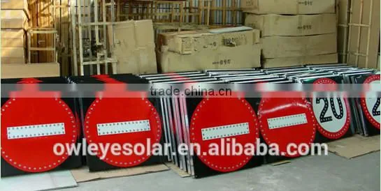 LED solar road board/traffic warning sign/arrow traffic safety sign