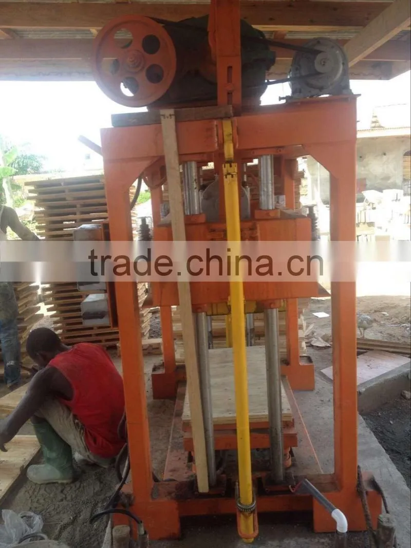 Manual cement hollow brick making machine QTJ4-40 have branch in Nigeria can use diesel engine