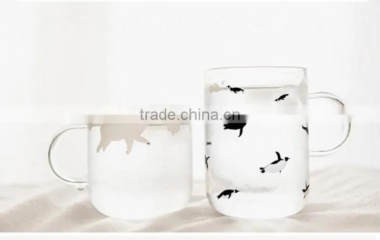 New design Christmas gift polar pattern glass polar bear penguin cup